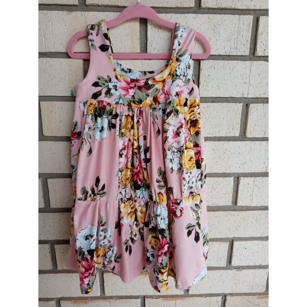 Small shop dress